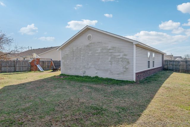 1110 W 24th Street North, Claremore, OK 74017