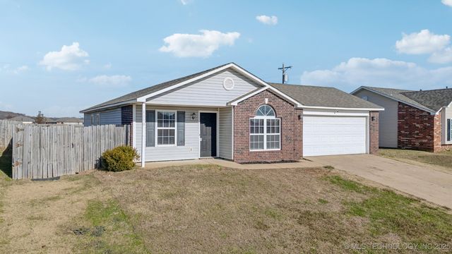 1110 W 24th Street North, Claremore, OK 74017