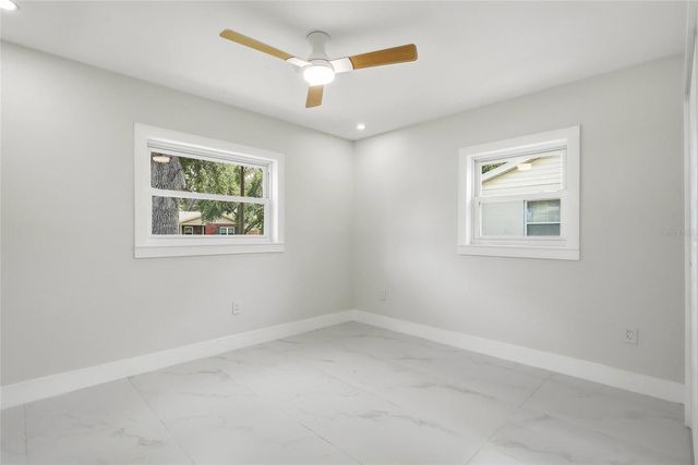 8118 TANGLEWOOD LANE, Tampa, FL 33615