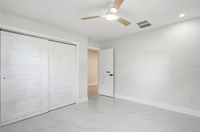 8118 TANGLEWOOD LANE, Tampa, FL 33615