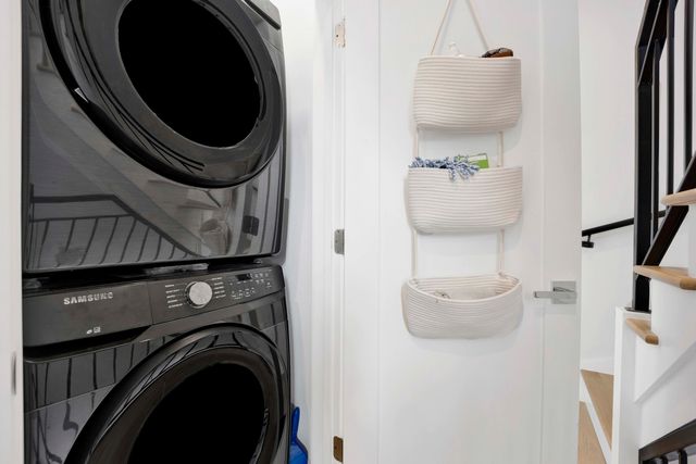 1932 N Drake Avenue 2W, Chicago, IL 60647