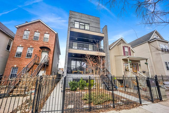 1932 N Drake Avenue 2W, Chicago, IL 60647