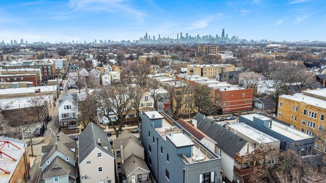 1932 N Drake Avenue 2W, Chicago, IL 60647