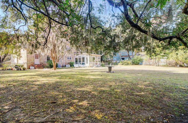 672 Ayers Drive, Charleston, SC 29412