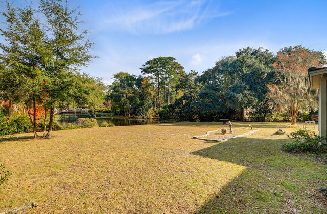 672 Ayers Drive, Charleston, SC 29412