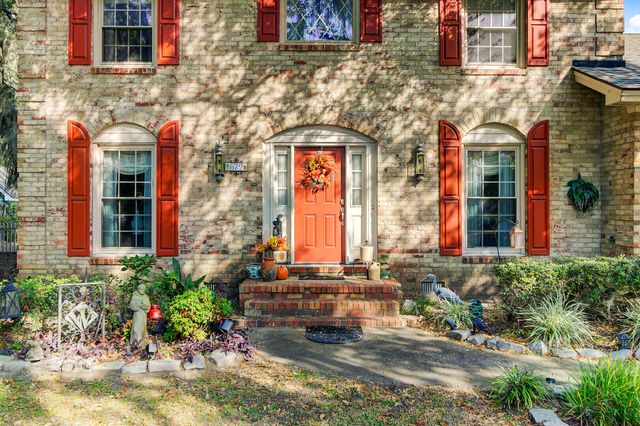 672 Ayers Drive, Charleston, SC 29412