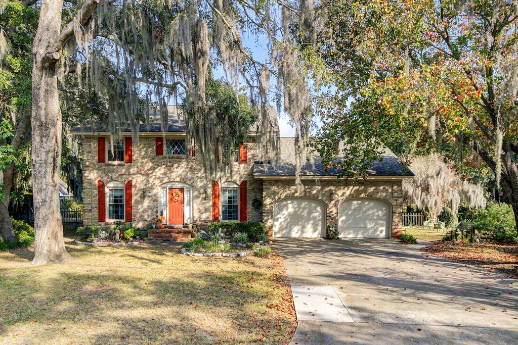672 Ayers Drive, Charleston, SC 29412