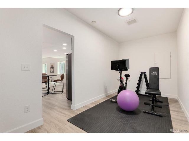 15964 Maroon Bells Dr, Broomfield, CO 80023