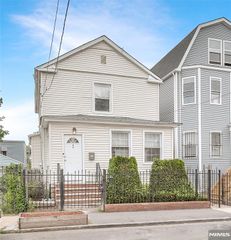 64 Norwood Street, Newark, NJ 07106
