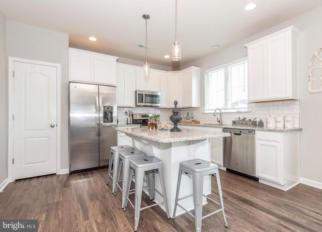 003 OBSIDIAN DR, Felton, DE 19943