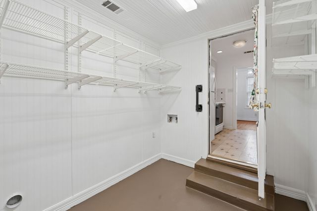 2218 Mountain Lake Road, Dallas, TX 75224
