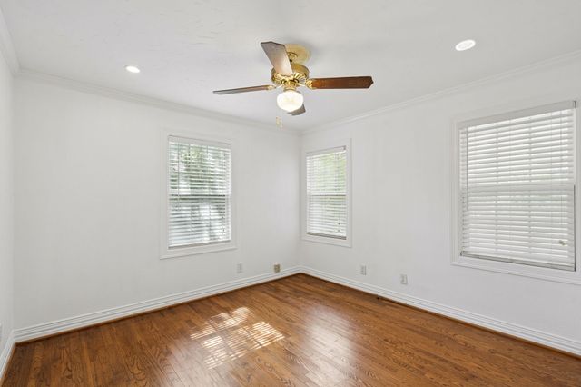 2218 Mountain Lake Road, Dallas, TX 75224