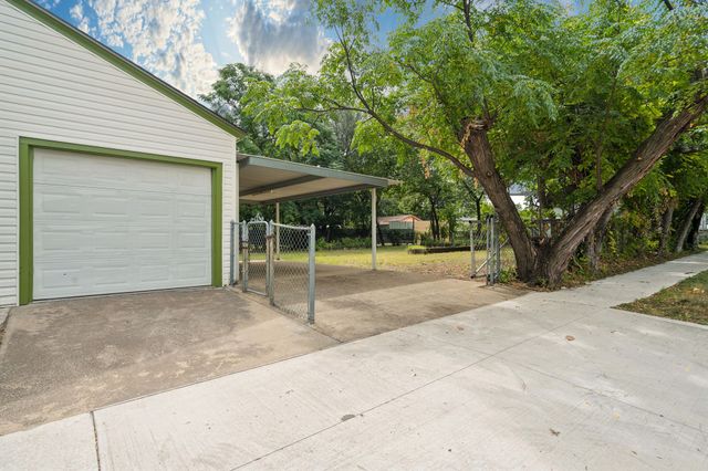 2218 Mountain Lake Road, Dallas, TX 75224