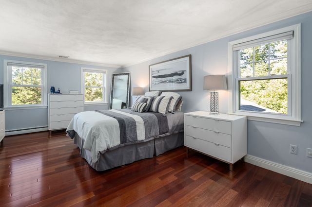 45 Woodmere Dr, Sudbury, MA 01776