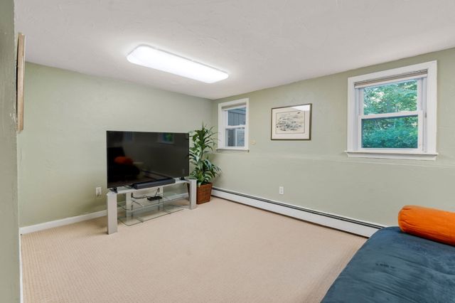 45 Woodmere Dr, Sudbury, MA 01776
