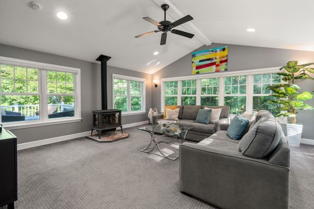 45 Woodmere Dr, Sudbury, MA 01776