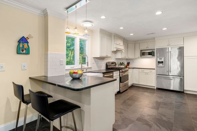 45 Woodmere Dr, Sudbury, MA 01776