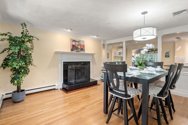45 Woodmere Dr, Sudbury, MA 01776