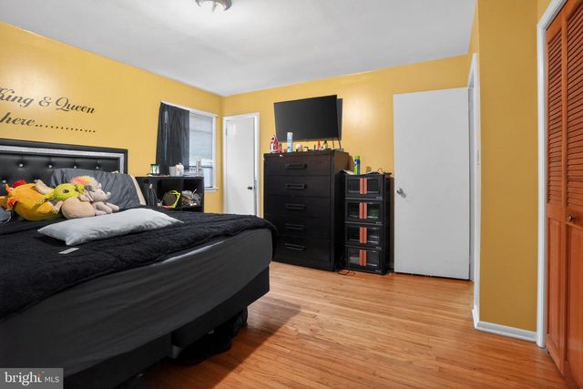 1183 LOWER FERRY RD, Trenton, NJ 08618