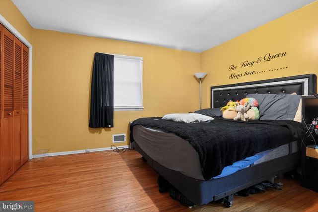 1183 LOWER FERRY RD, Trenton, NJ 08618