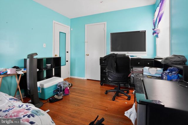 1183 LOWER FERRY RD, Trenton, NJ 08618