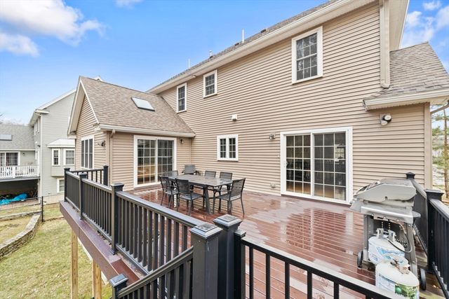 697 Salisbury, Worcester, MA 01609