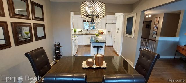 3278 Schoolhouse Drive, Waterford Charter Township, MI 48329