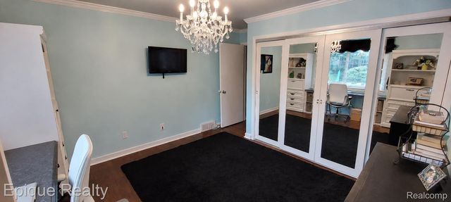 3278 Schoolhouse Drive, Waterford Charter Township, MI 48329