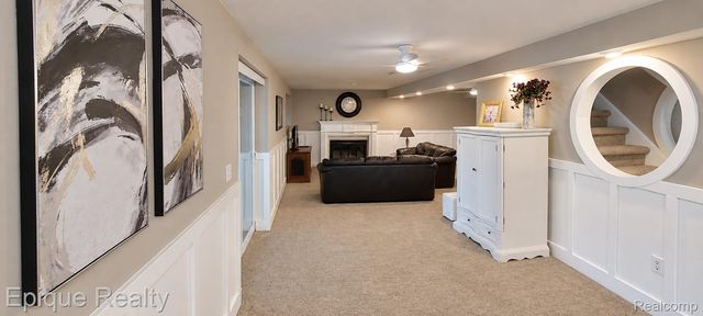 3278 Schoolhouse Drive, Waterford Charter Township, MI 48329