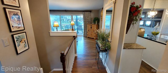 3278 Schoolhouse Drive, Waterford Charter Township, MI 48329