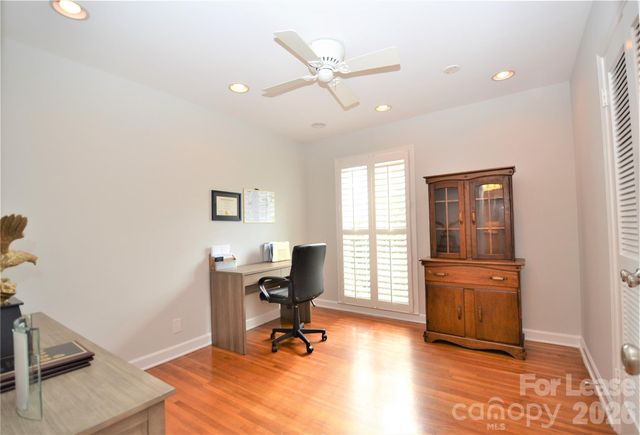 2409 Huntingtowne Farms Lane, Charlotte, NC 28210