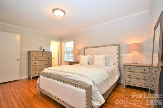2409 Huntingtowne Farms Lane, Charlotte, NC 28210