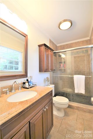 2409 Huntingtowne Farms Lane, Charlotte, NC 28210