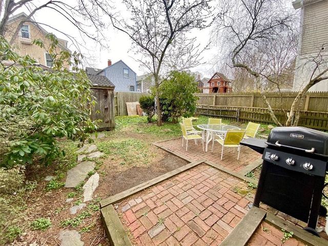 32 McAllister Street, Newport, RI 02840