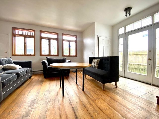 32 McAllister Street, Newport, RI 02840