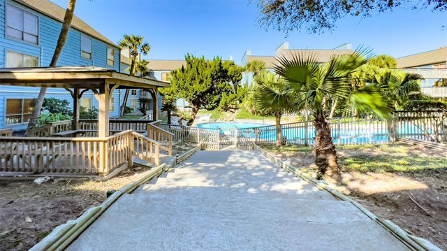 8100 Seawall Boulevard 370, Galveston, TX 77551