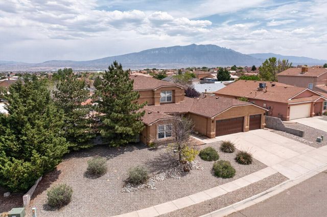 5016 Mira Vista Drive NE, Rio Rancho, NM 87144