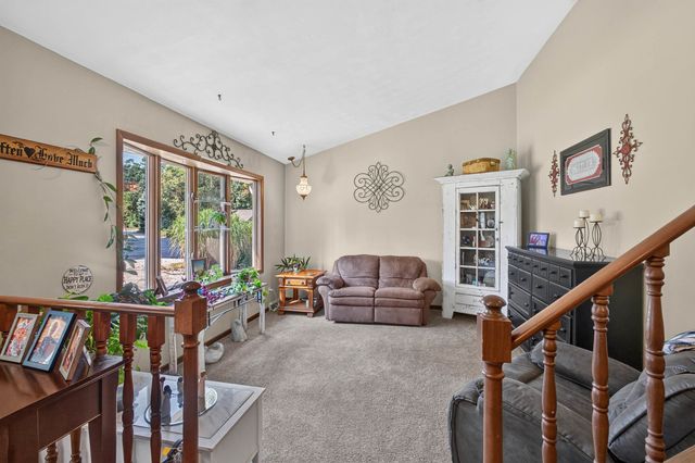 3818 Hobson Avenue, Davenport, IA 52802