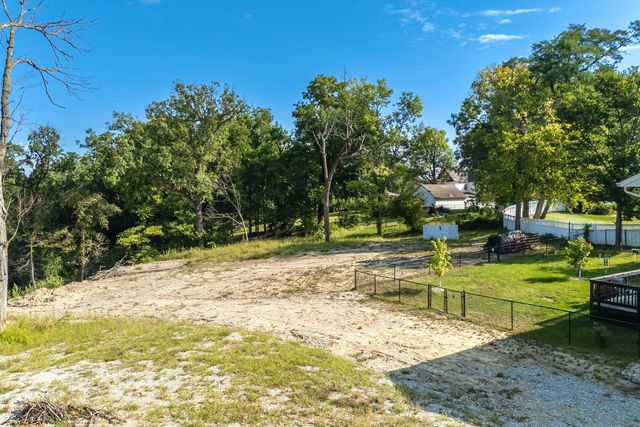 3818 Hobson Avenue, Davenport, IA 52802