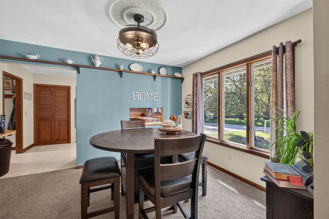 3818 Hobson Avenue, Davenport, IA 52802