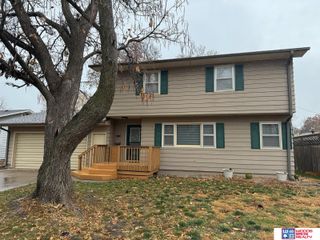 910 N 16th Avenue, Beatrice, NE 68310