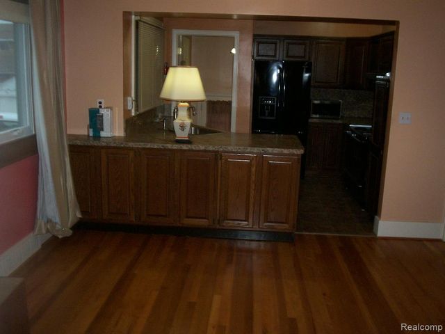 1062 1st Street, Wyandotte, MI 48192