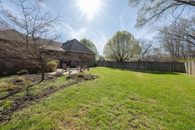 3784 Chatsworth Road, Fayetteville, AR 72703