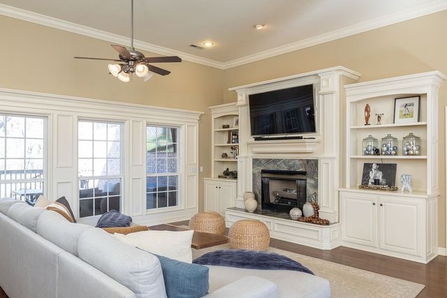 3784 Chatsworth Road, Fayetteville, AR 72703