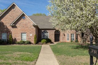 3784 Chatsworth Road, Fayetteville, AR 72703