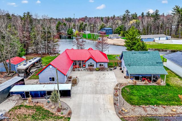 8662 W Edgewood Road, Golden Twp, MI 49436