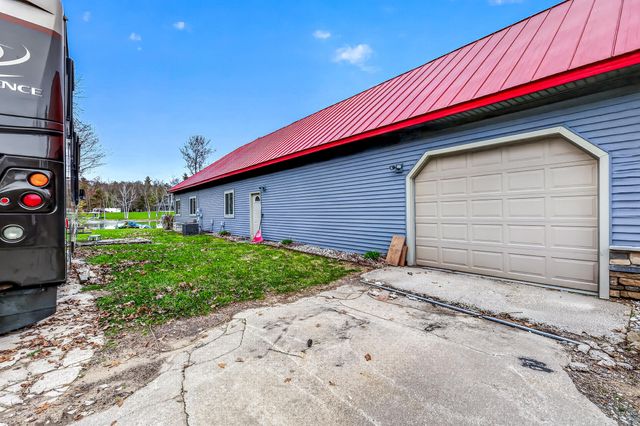 8662 W Edgewood Road, Golden Twp, MI 49436