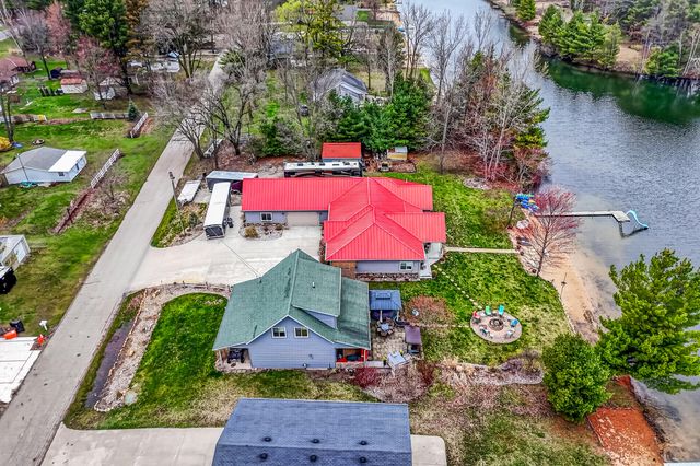 8662 W Edgewood Road, Golden Twp, MI 49436
