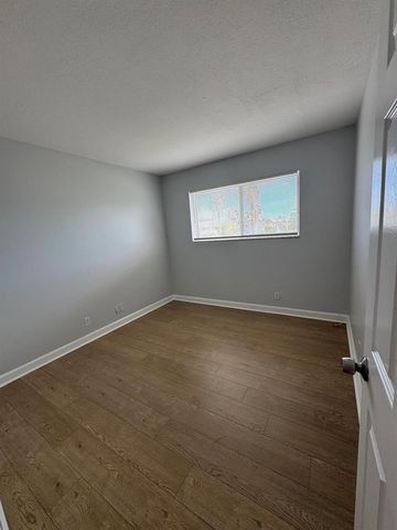 1501 Crescent Circle E45, Lake Park, FL 33403