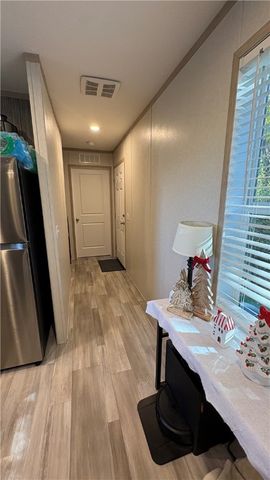 221 Reston Rd, Imperial, PA 15126